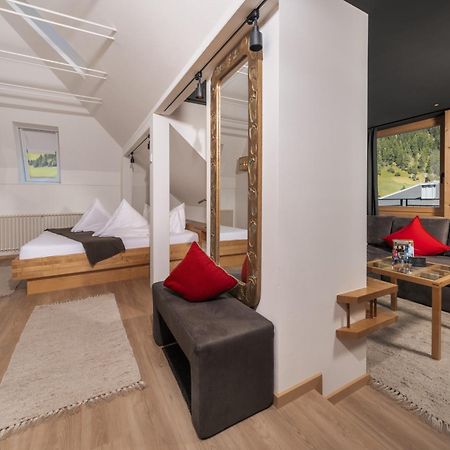 Hotel Goldener Adler - Im Sommer Silvretta Card Premium Inkludiert Ischgl Bagian luar foto