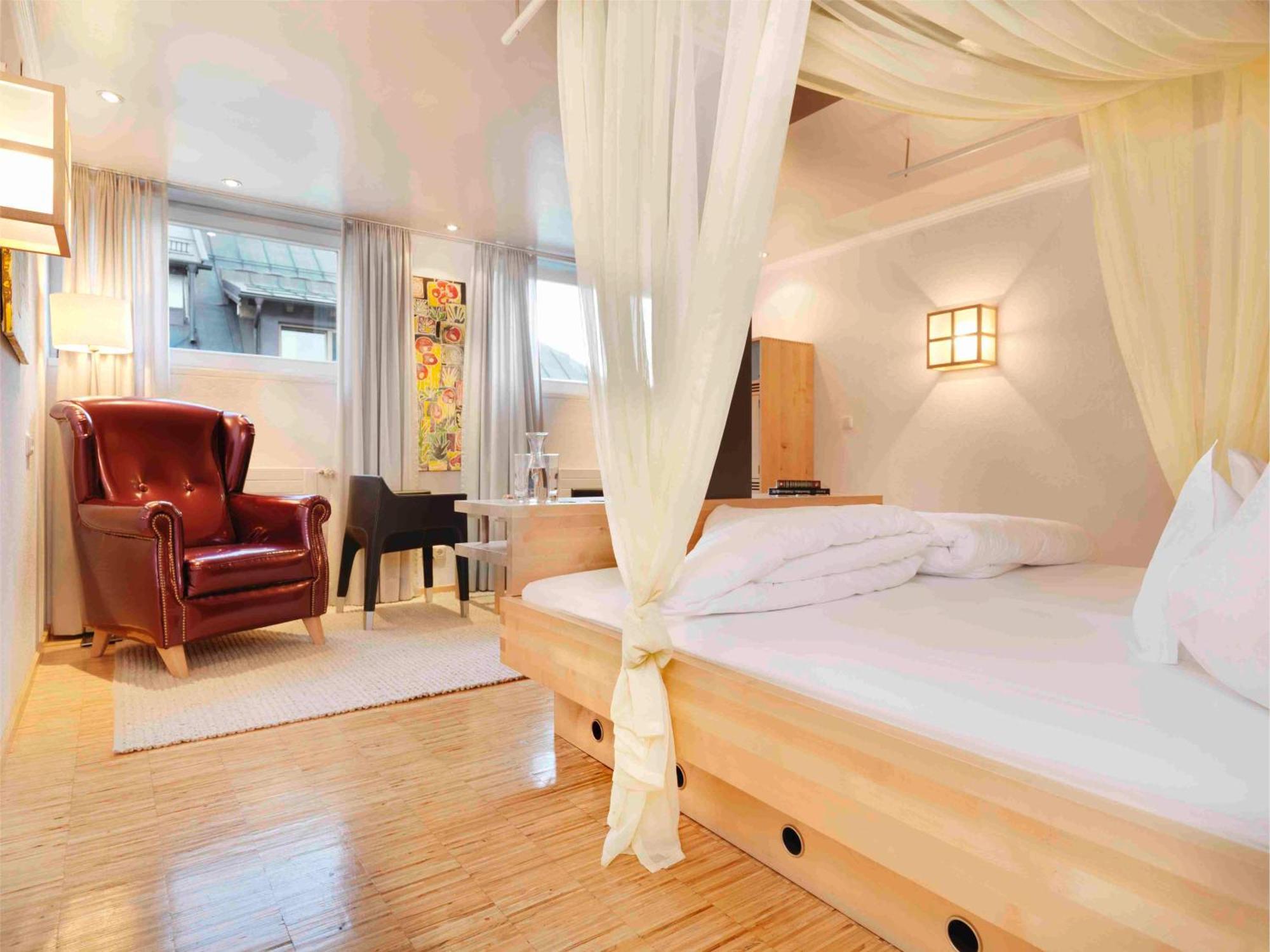 Hotel Goldener Adler - Im Sommer Silvretta Card Premium Inkludiert Ischgl Bagian luar foto