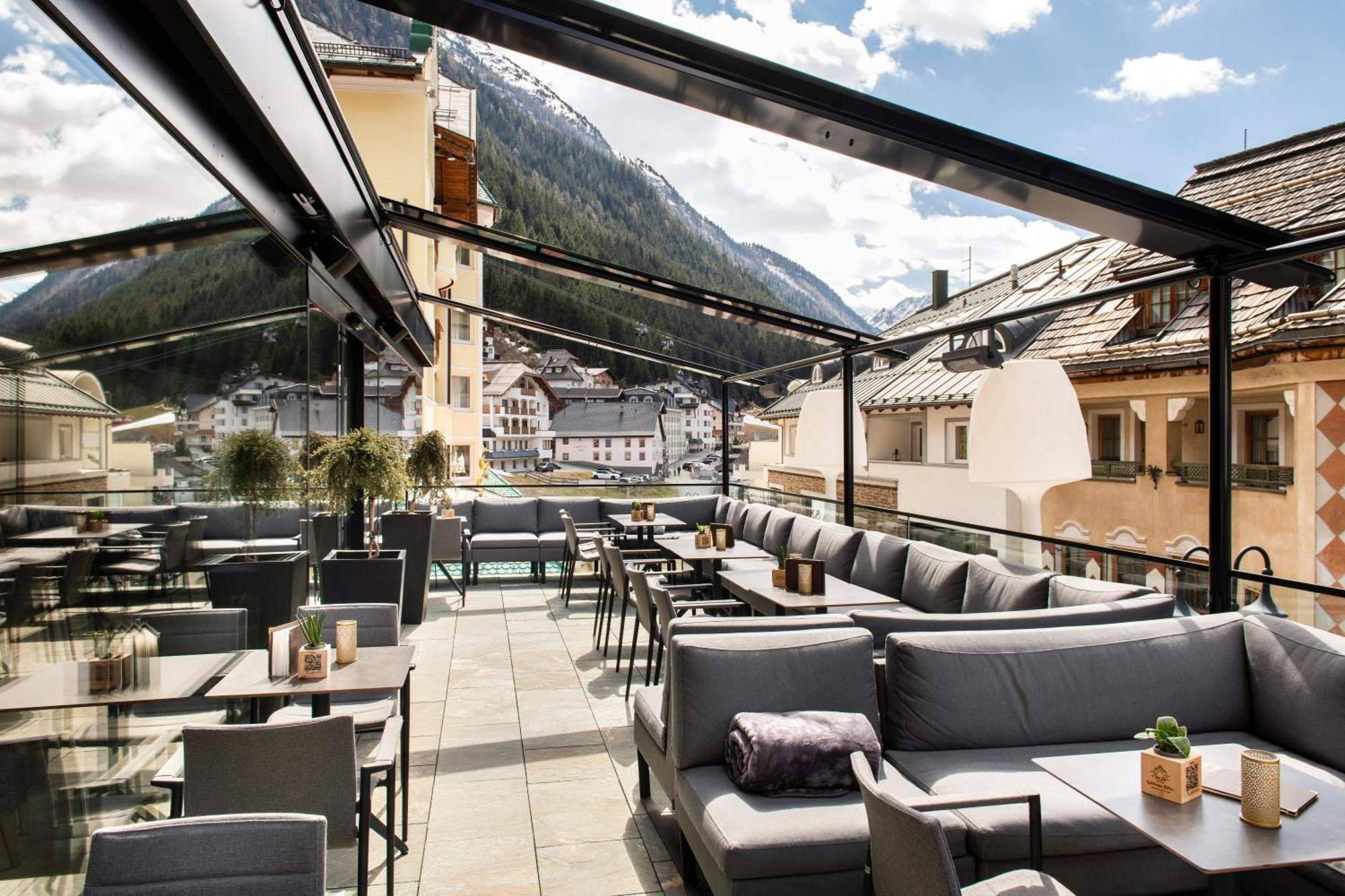 Hotel Goldener Adler - Im Sommer Silvretta Card Premium Inkludiert Ischgl Bagian luar foto