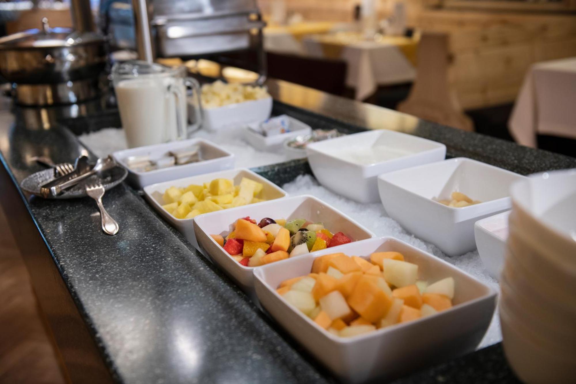 Hotel Goldener Adler - Im Sommer Silvretta Card Premium Inkludiert Ischgl Bagian luar foto