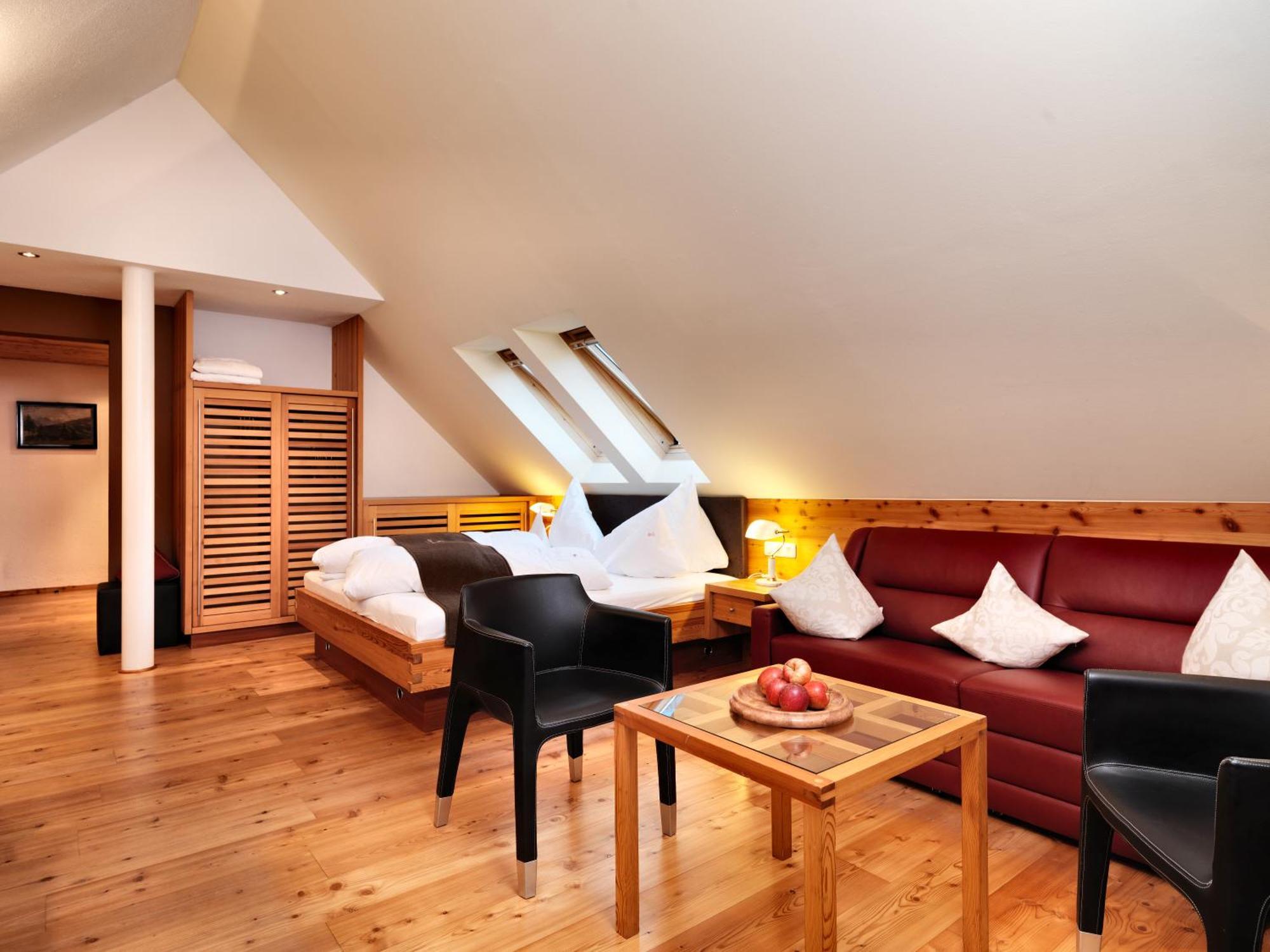 Hotel Goldener Adler - Im Sommer Silvretta Card Premium Inkludiert Ischgl Bagian luar foto